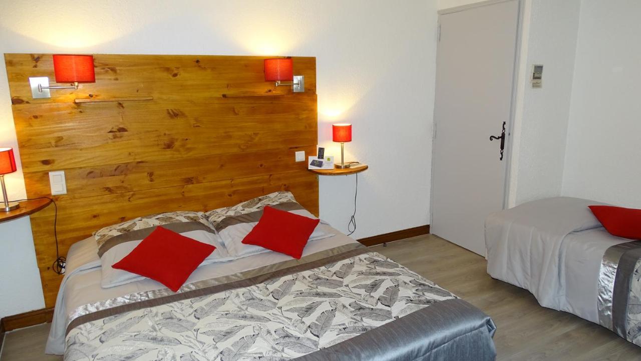 Logis Des Granges Hotel